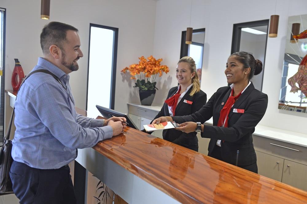Aparthotel Rydges Palmerston - 4*